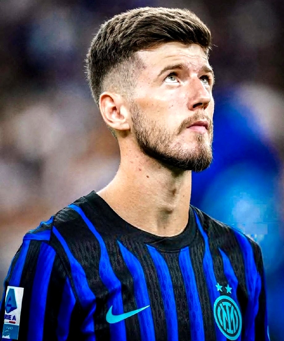 九游体育app-包含拉齐奥迎来里程碑备战欧超杯风云突变底特律活塞赛后止住颓势，窗口期拉齐奥调整名单以备欧联瞬间刷屏的词条