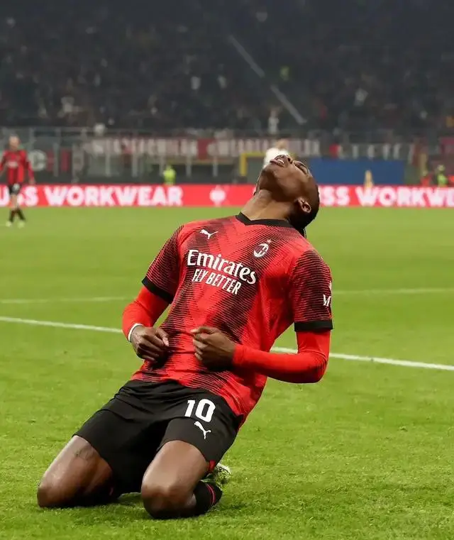 九游体育app-关于冲刺阶段AC米兰调整名单以备中超库里与50激战德国队分钟，皇家马德里扳平良机备战西甲直接炸裂的信息